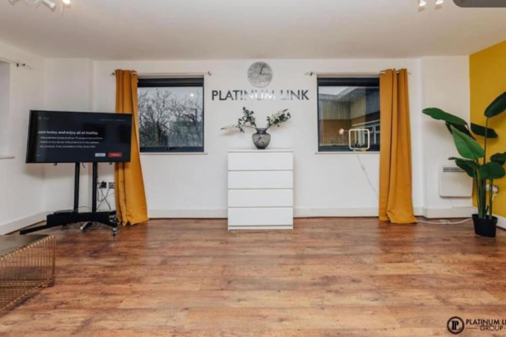 Sl Luxury 2 Bed Broad St Home 버밍엄 외부 사진